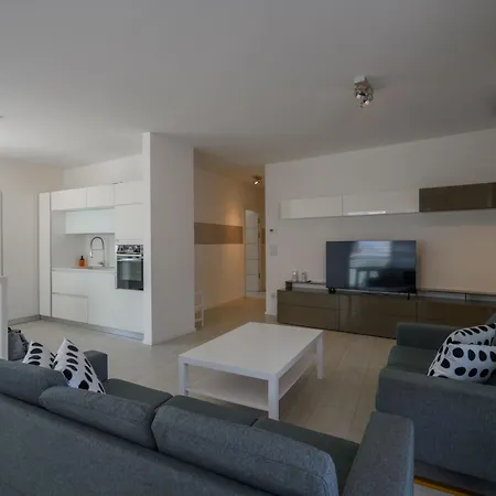Apartment Sweethome Talvera - Con Garage