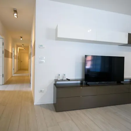 Apartment Sweethome Talvera - Con Garage *