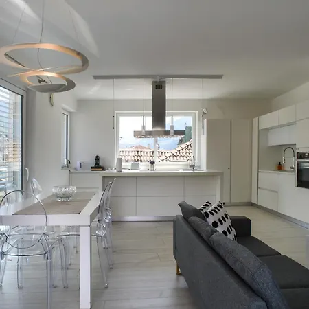Sweethome Talvera - Con Garage Apartment